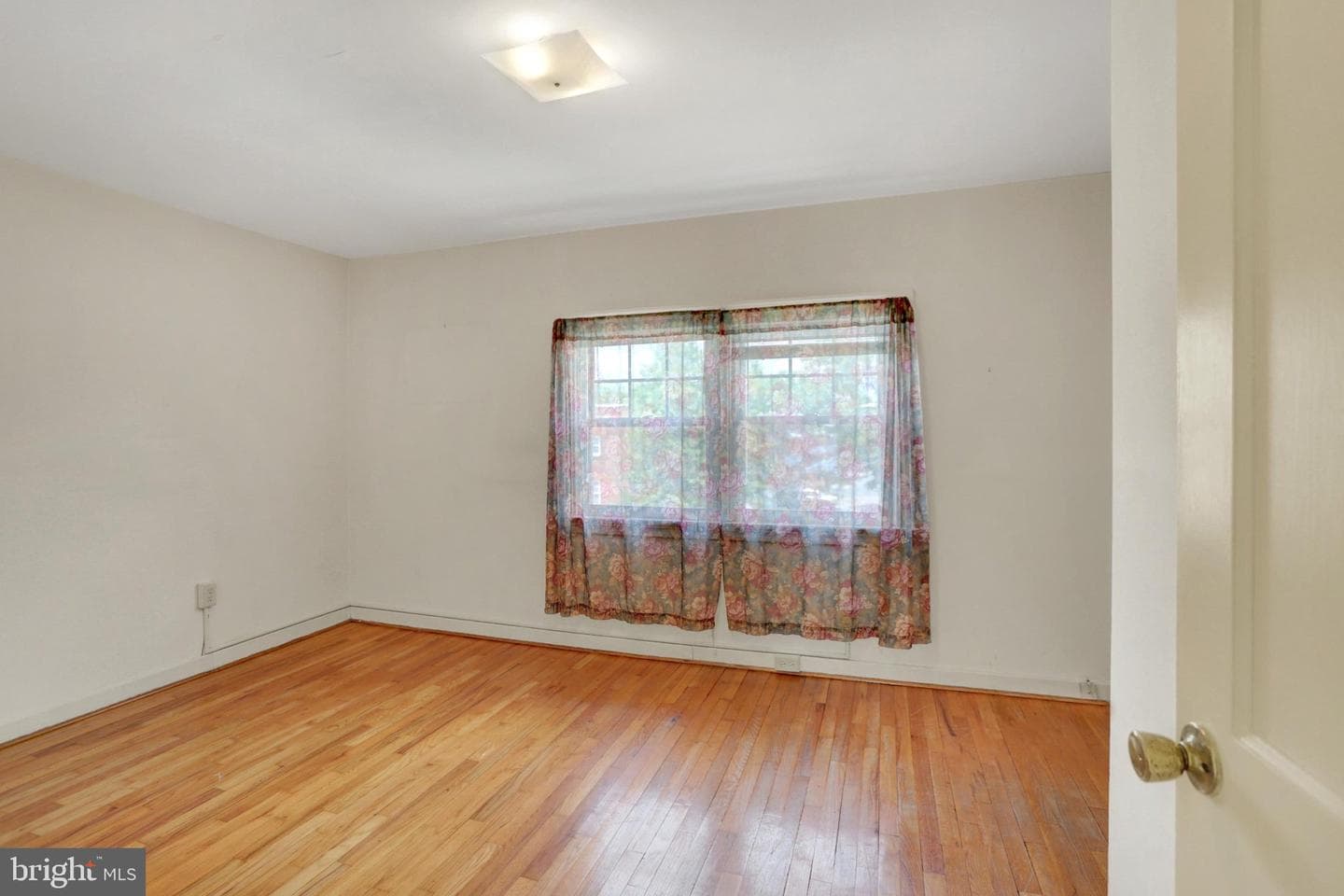 2473 Berryhill Street photo 17