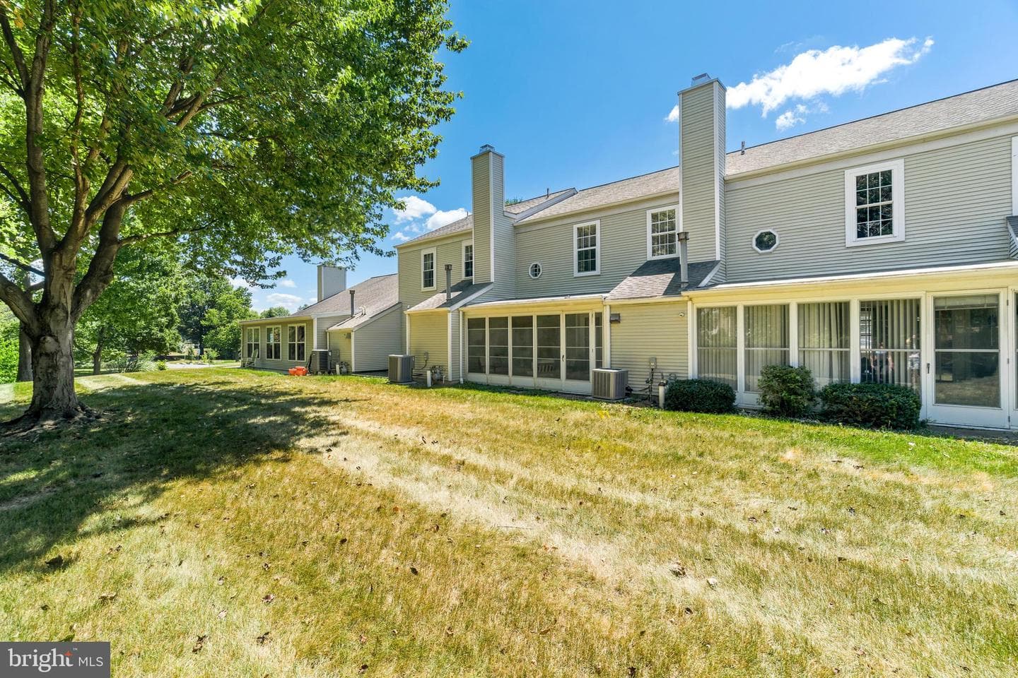 1819 Wexford Road photo 21