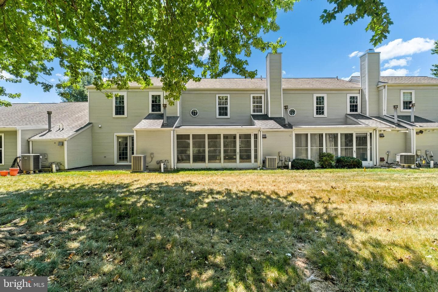 1819 Wexford Road photo 22