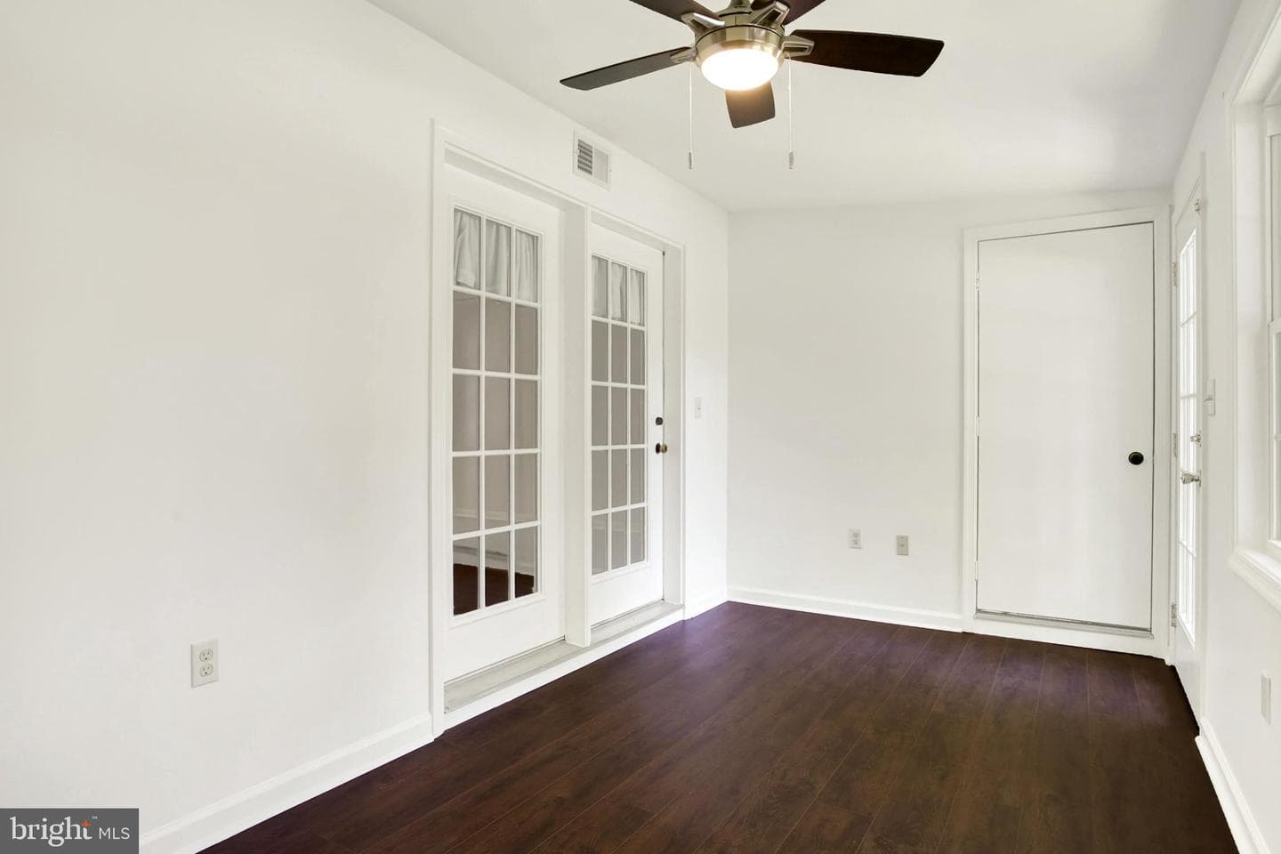1807 Wexford Road photo 17