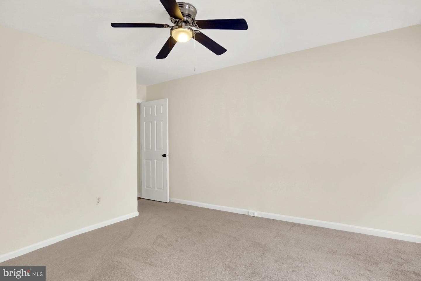 1807 Wexford Road photo 26
