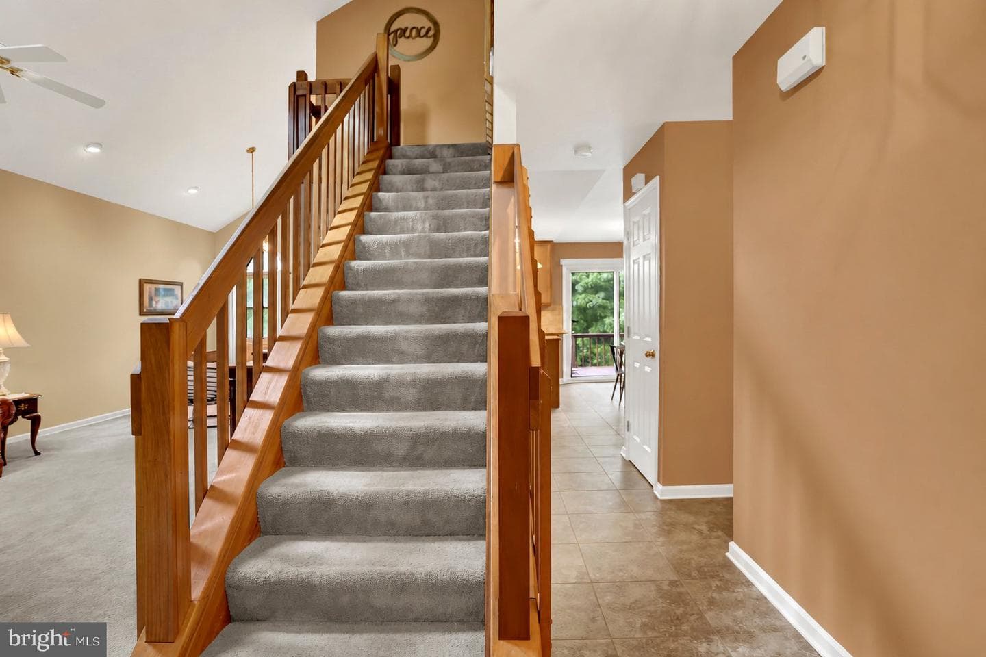 6504 Carmen Court photo 4