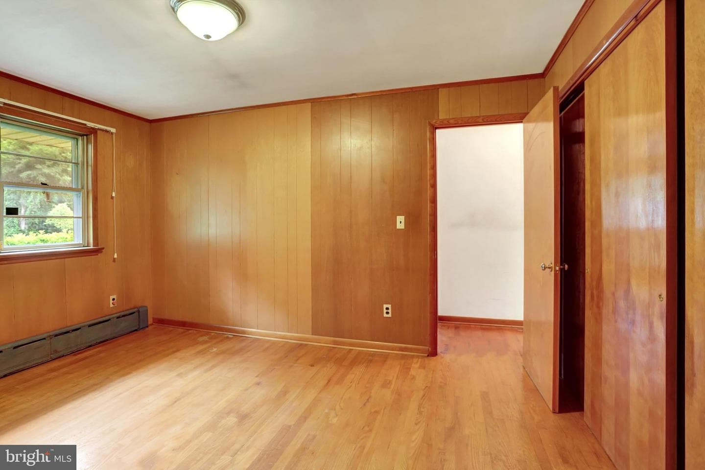 709 Erie Street photo 35