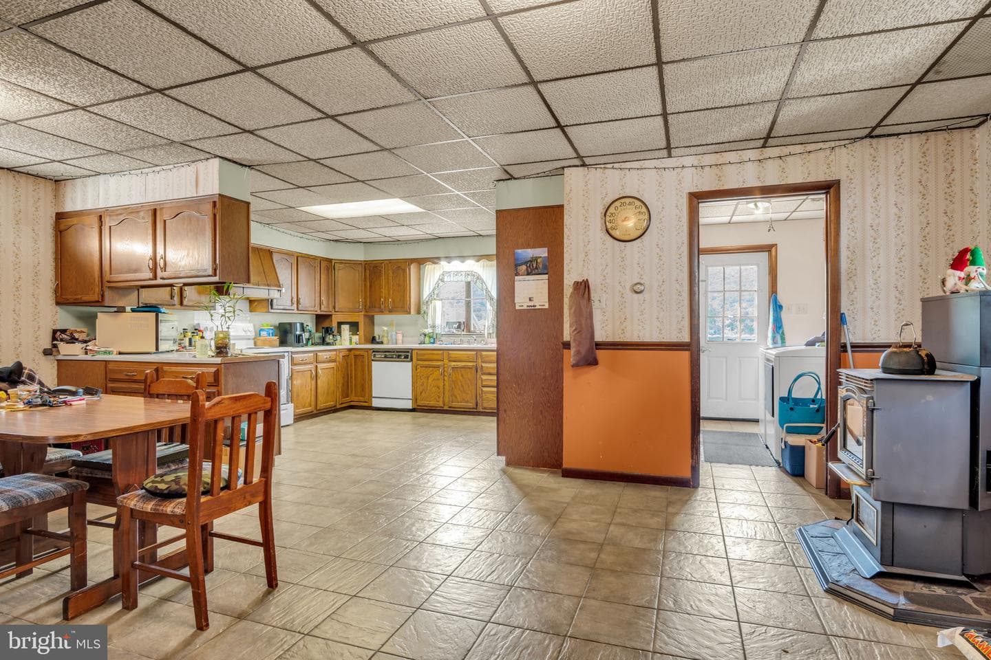 404 Julian Street photo 11