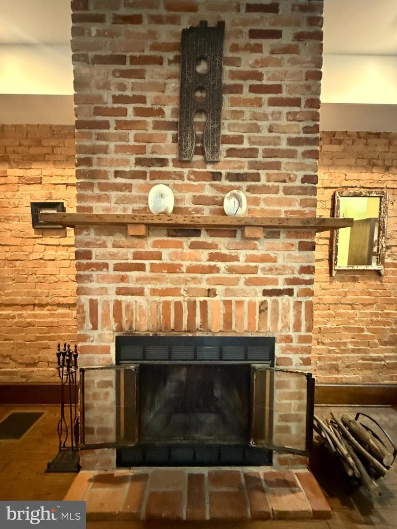 204 Hamilton Street photo 32