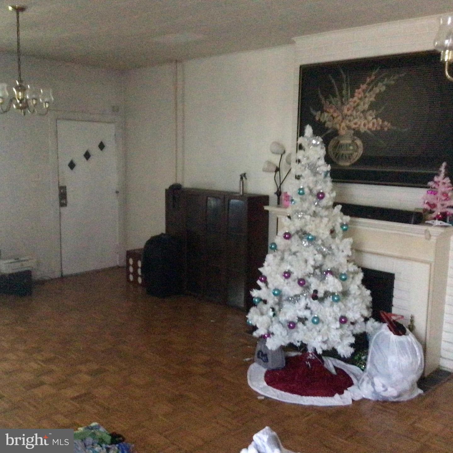 467 Crescent Street photo 7