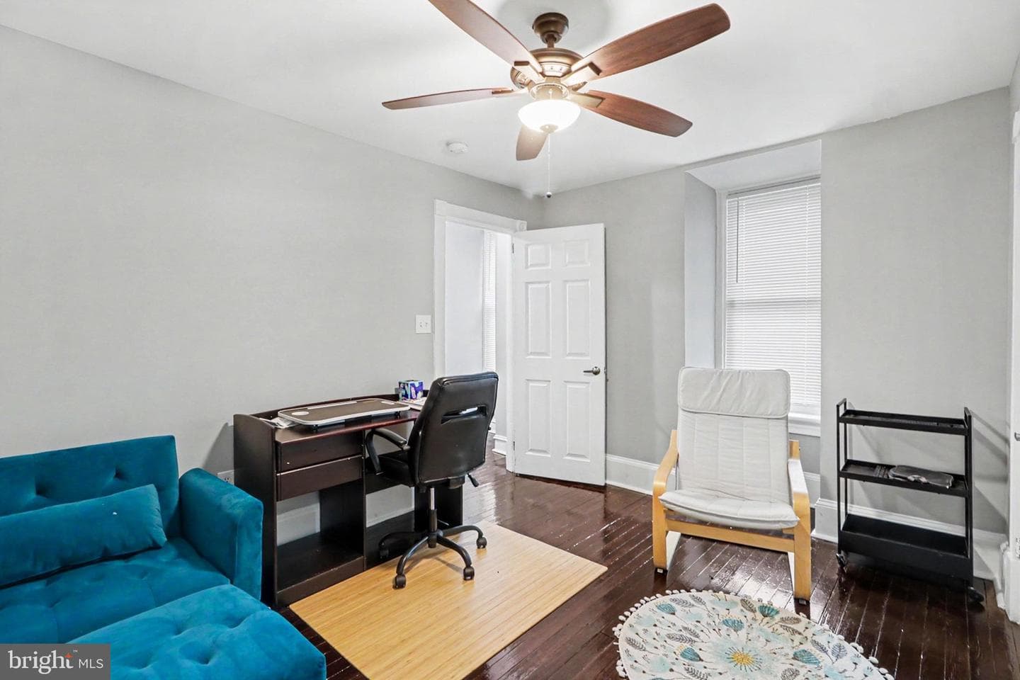 222 Emerald Street photo 30