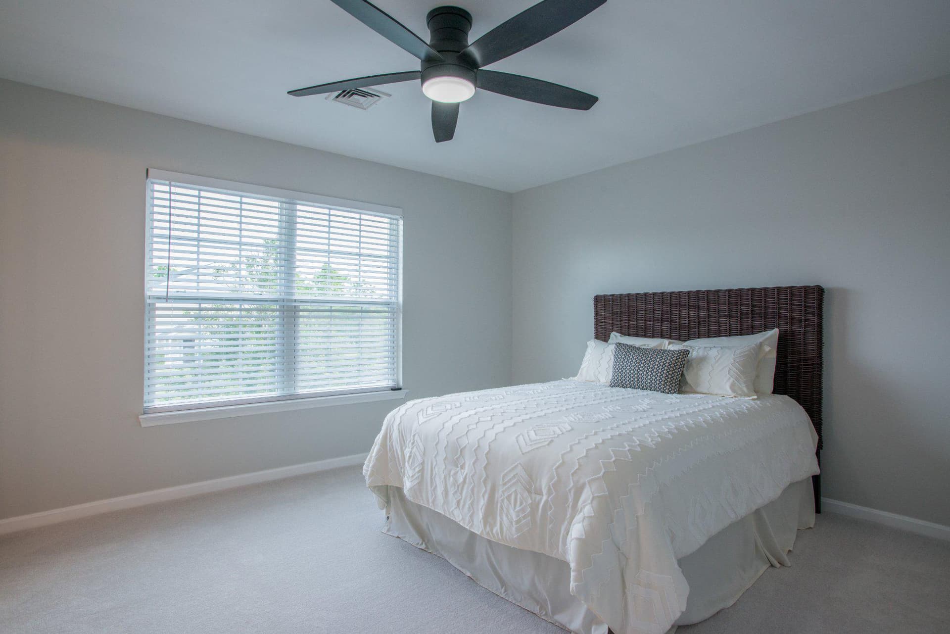 169 Peregrine Lane photo 19