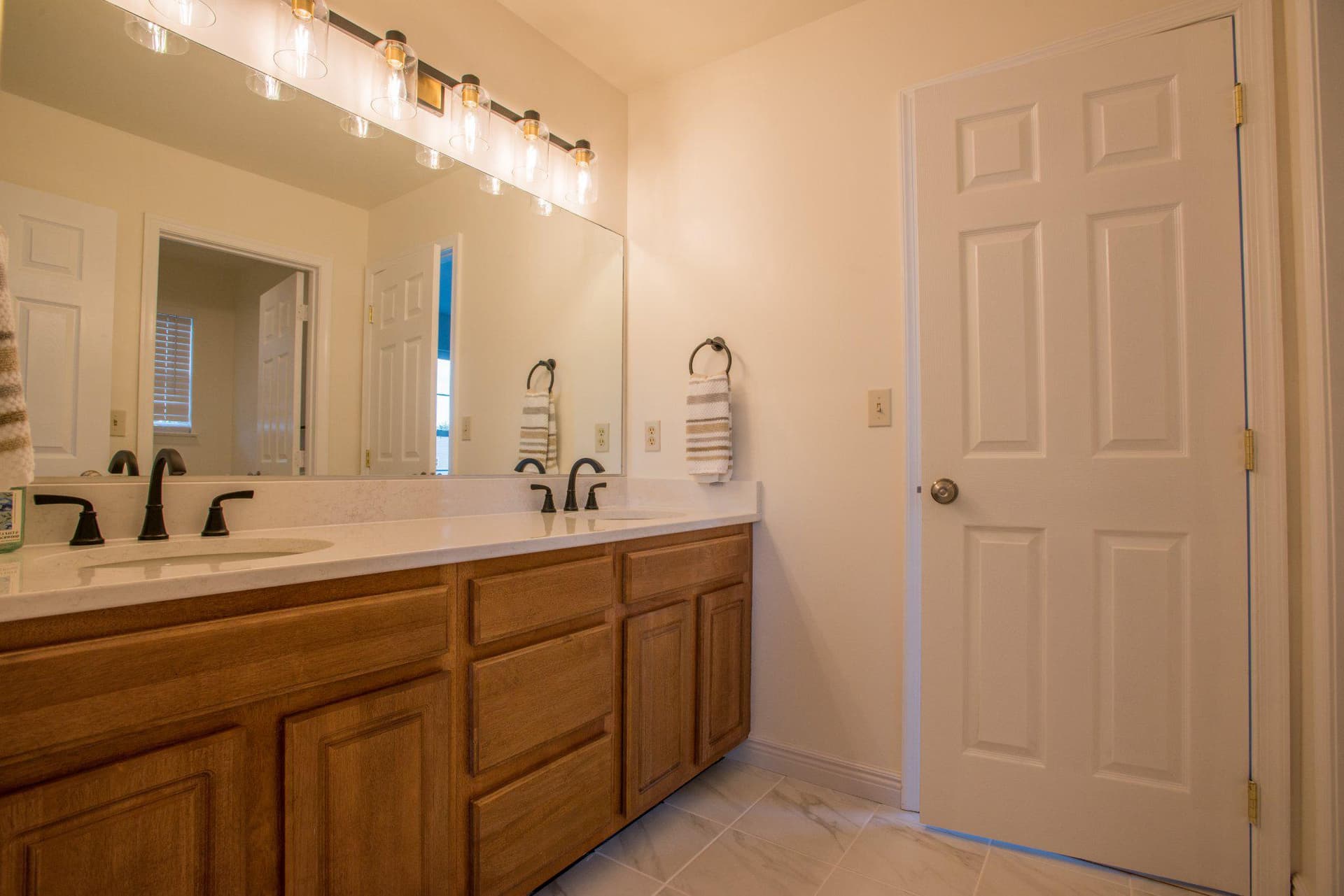 169 Peregrine Lane photo 21