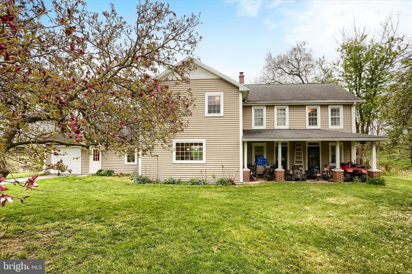 59 Hillymede Road photo 1