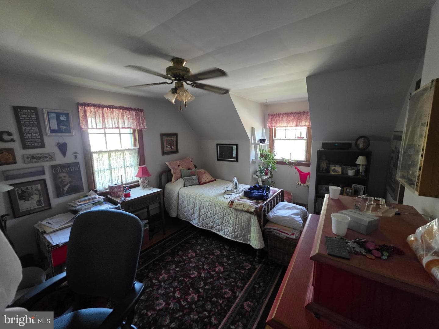 534 Benton Street photo 27