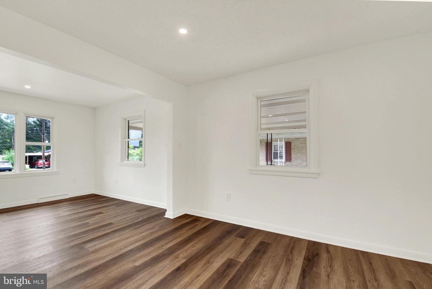 6717 Lehigh Avenue photo 12