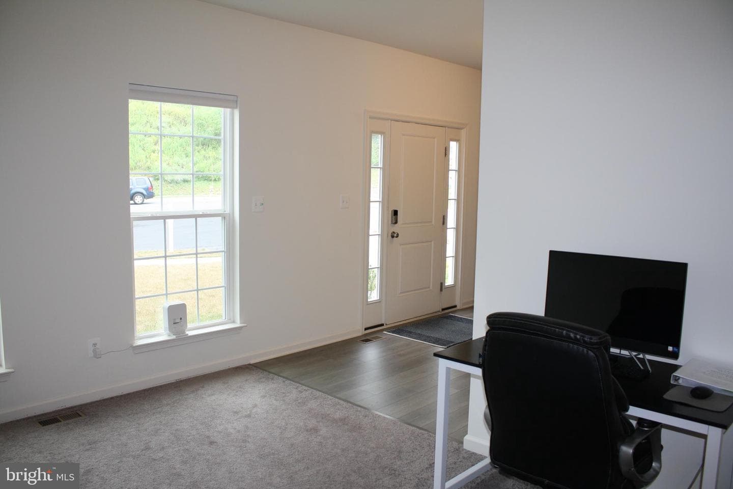 7204 Hidden Meadow Lane photo 11