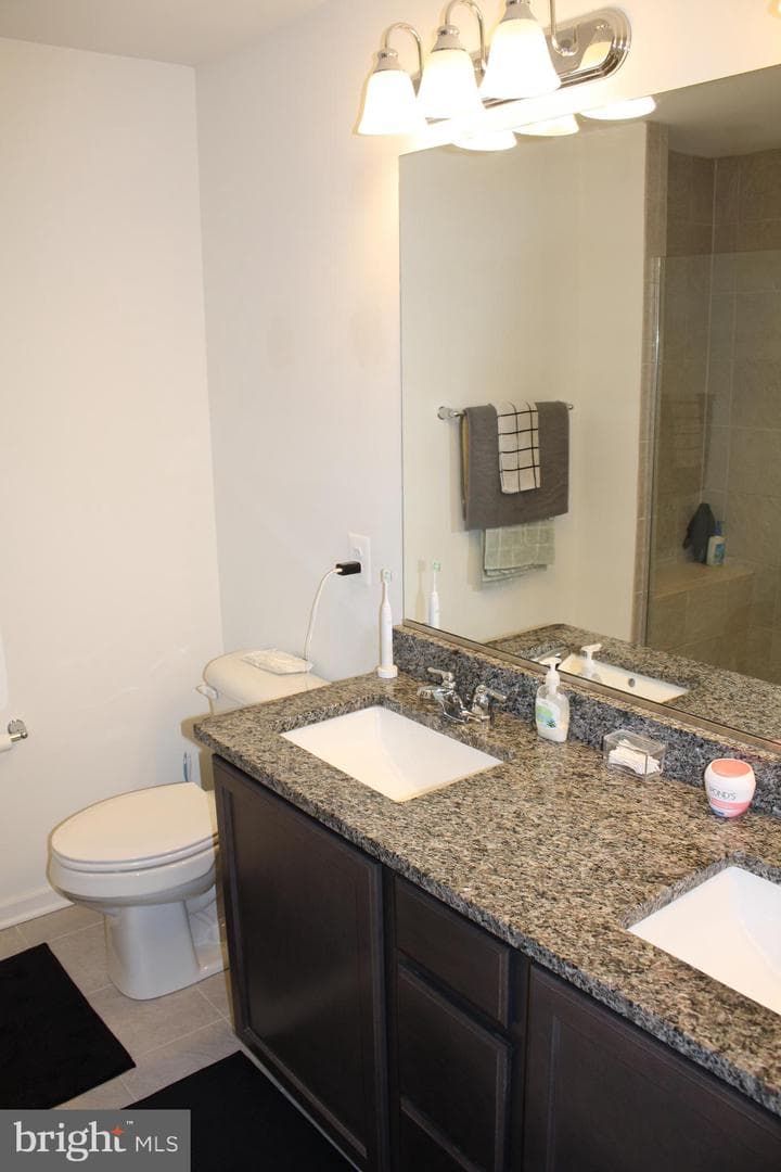 7204 Hidden Meadow Lane photo 22