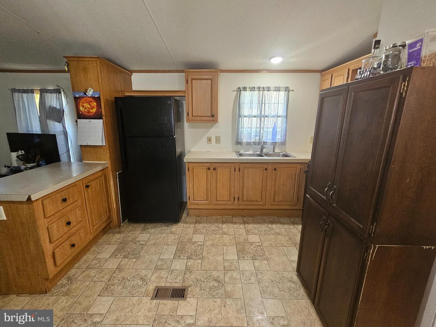 159 B Lane photo 2