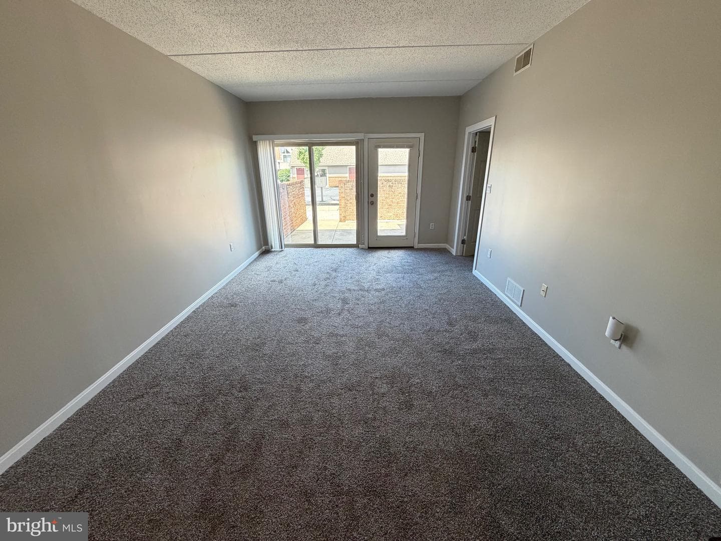 4573 N Progress Avenue photo 4