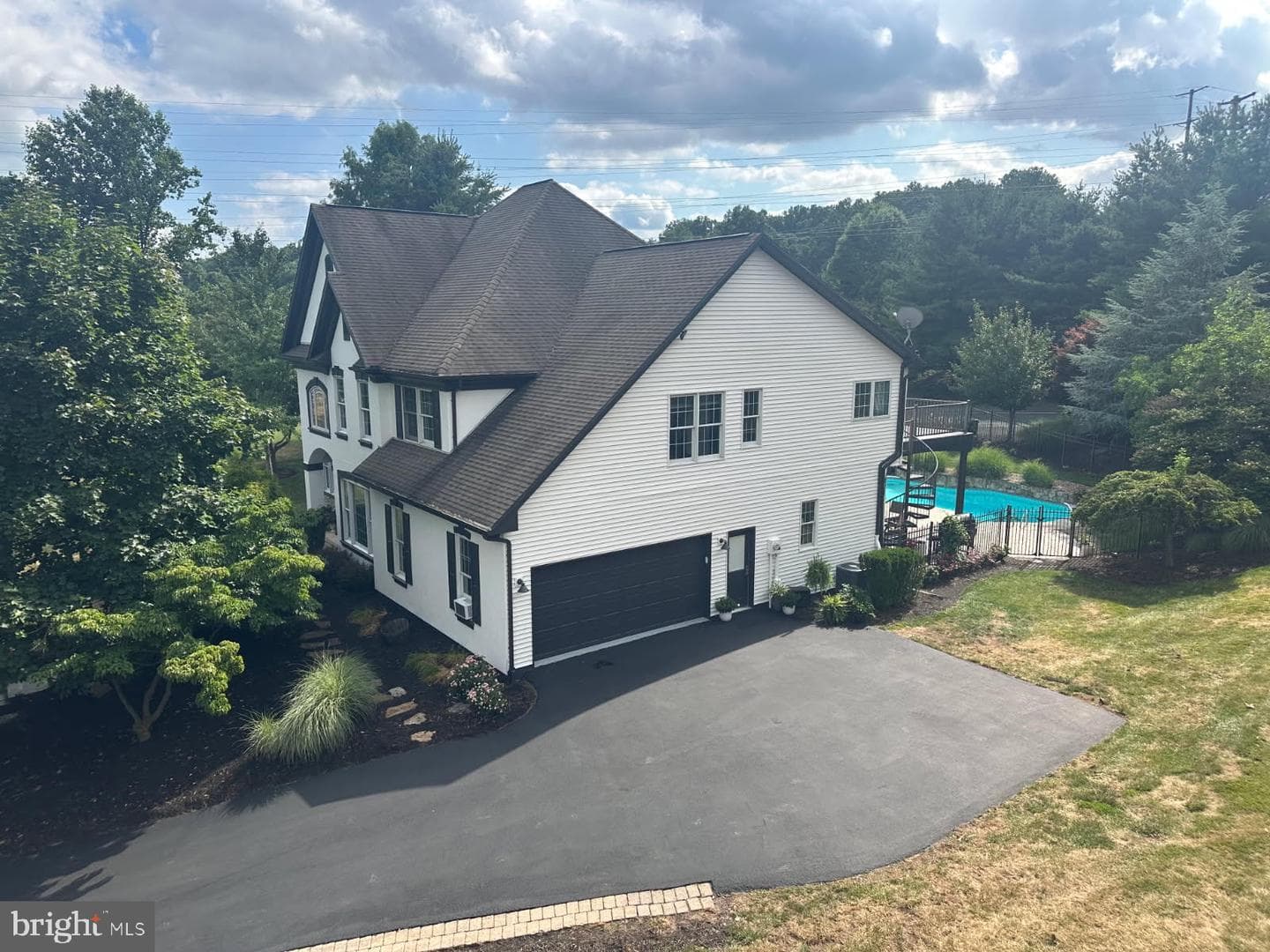 670 Pheasant Run Road photo 4