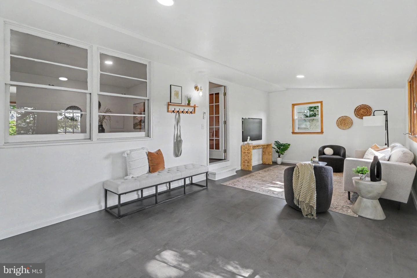222 Robin Road photo 18