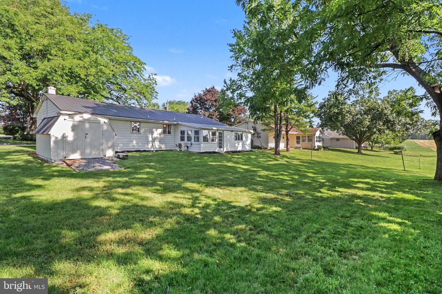222 Robin Road photo 32