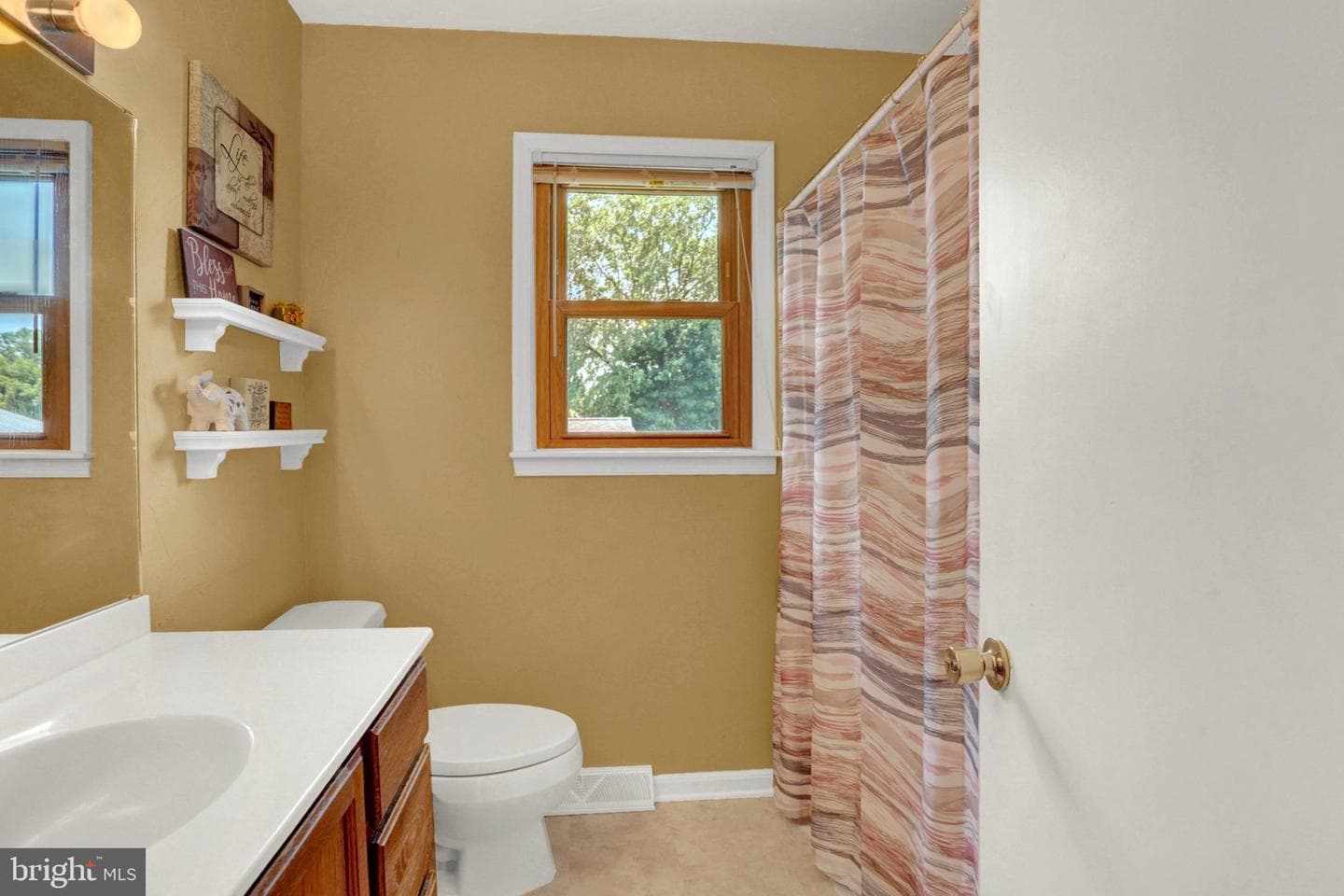 6207 Catherine Street photo 15