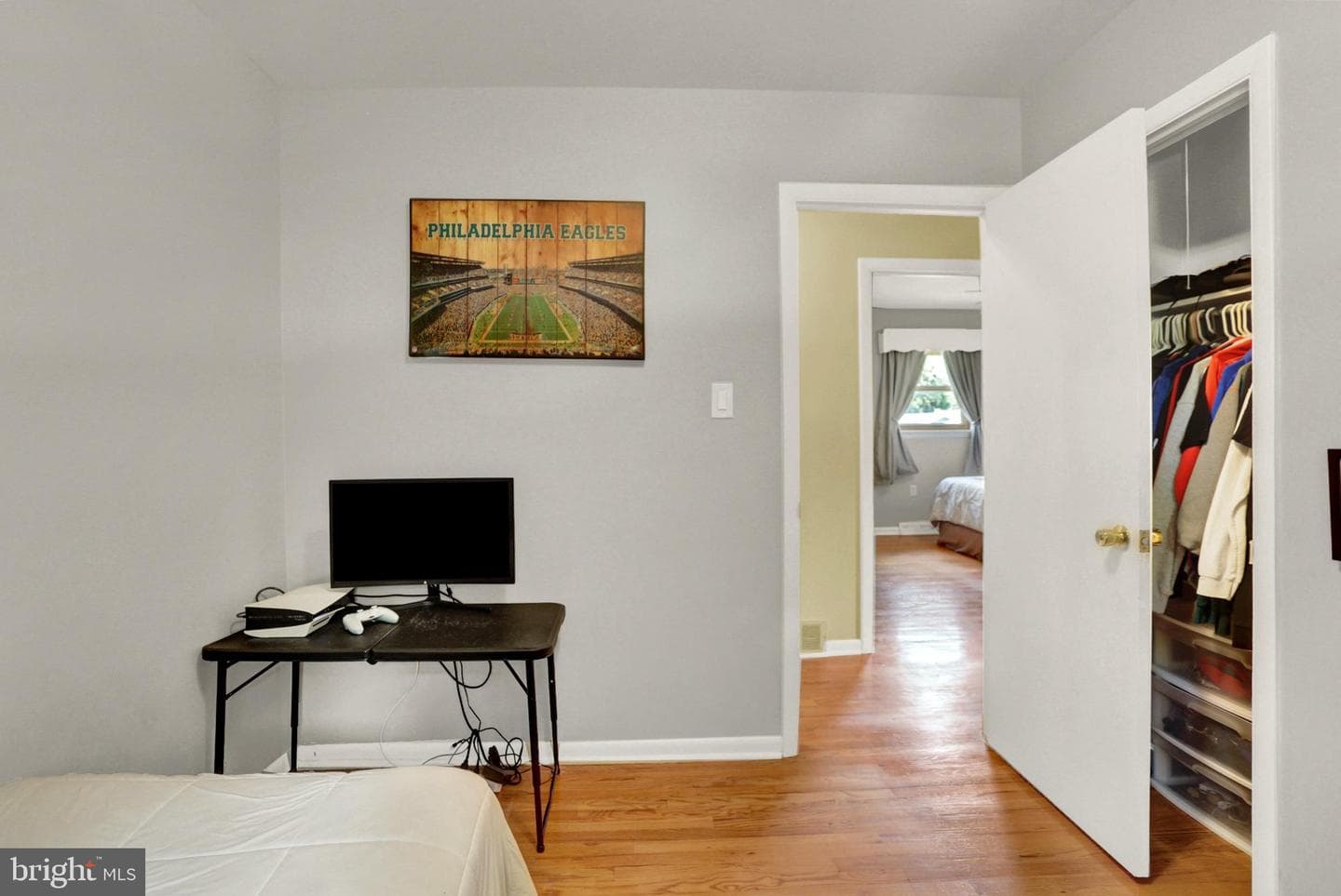6207 Catherine Street photo 18