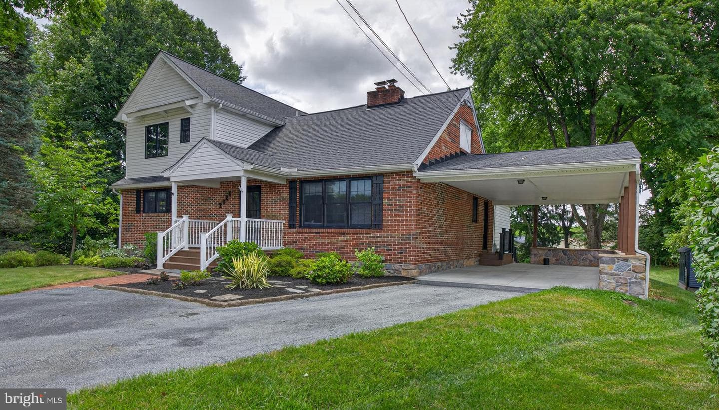 2026 Joann Avenue photo 3