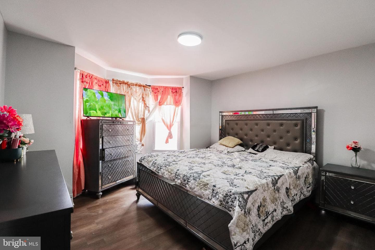 442 Crescent Street photo 13