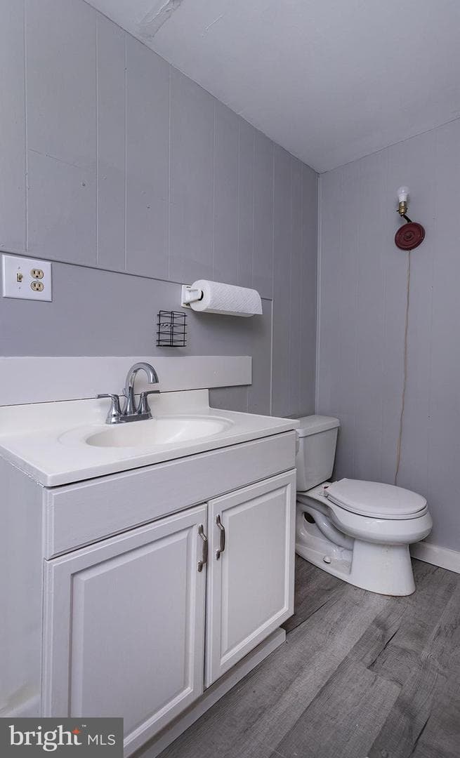 521 2nd Street photo 30