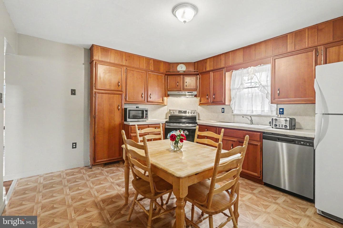 5005 Virginia Avenue photo 8