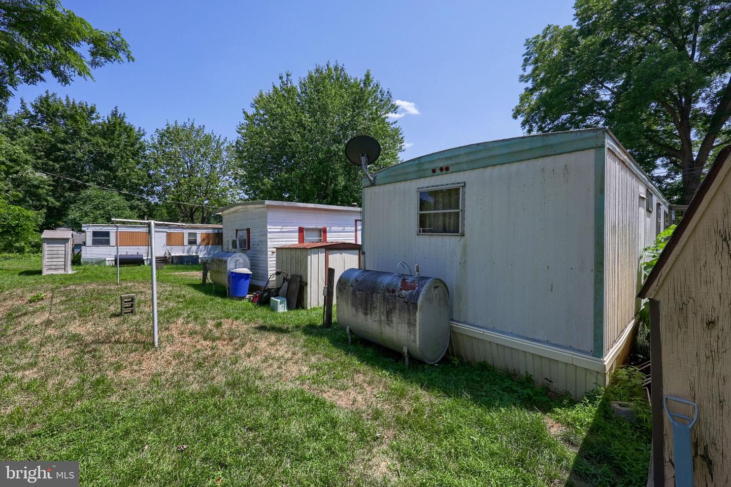 410 Willow Street photo 24