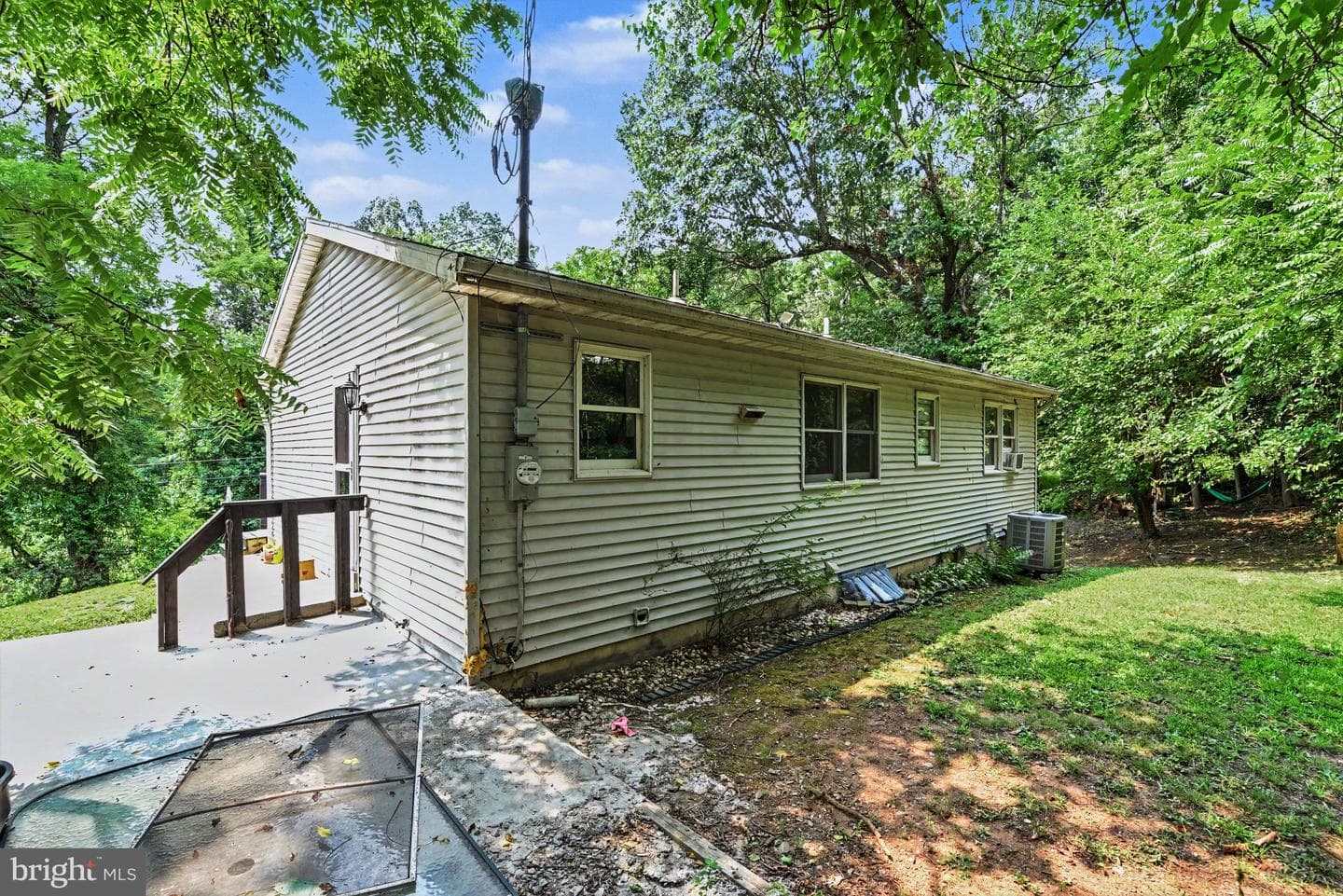 1241 Riverview Road photo 23