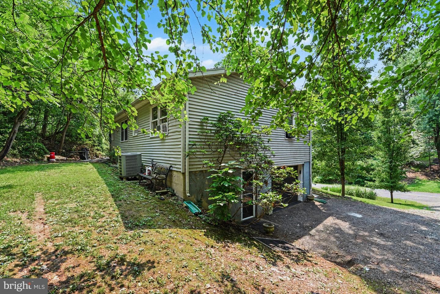 1241 Riverview Road photo 24