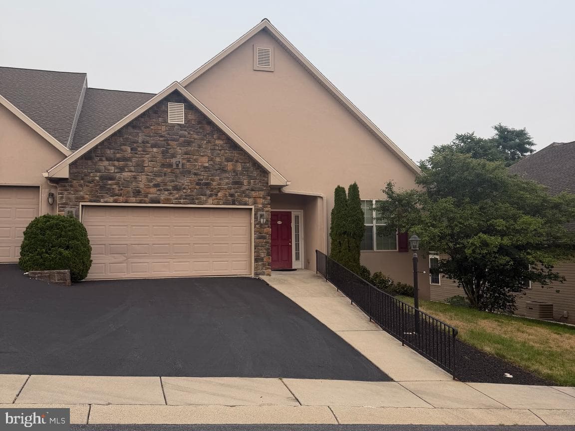 4505 Hillside Court photo 1