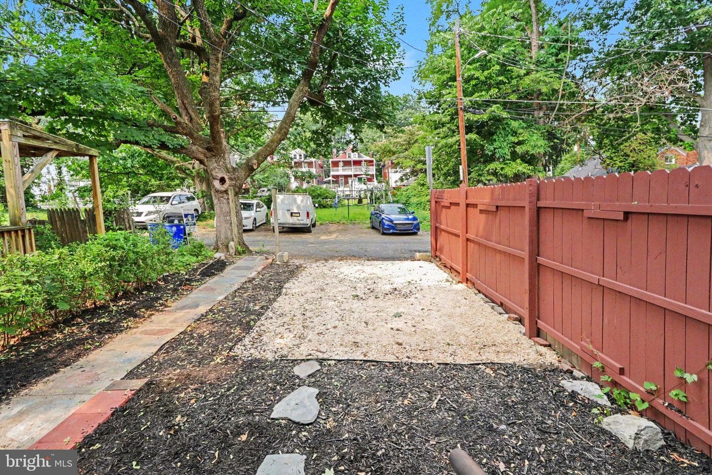 1208 N 17th Street photo 34