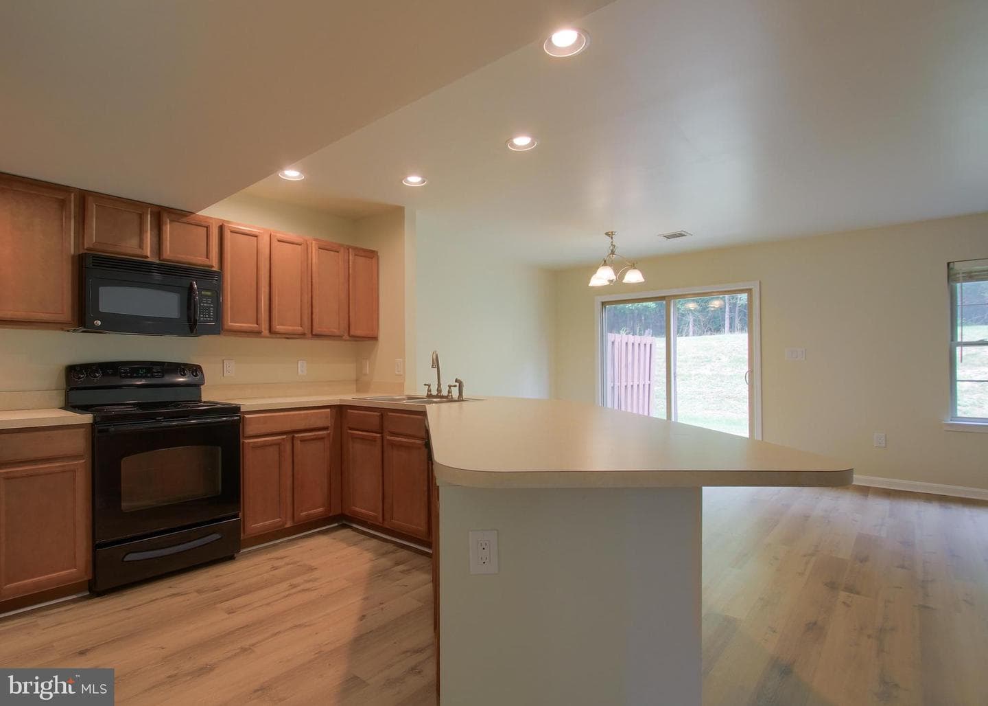 630 Glenbrook Drive photo 8