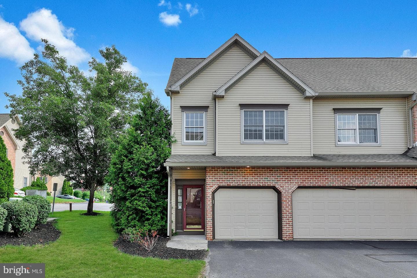 4545 Deer Path Road photo 1