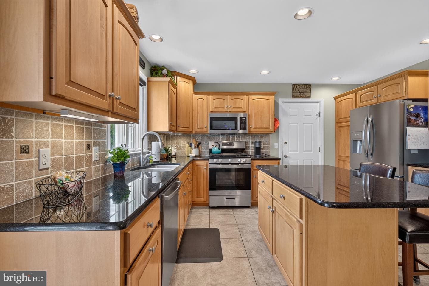 7668 Aynlee Way photo 16