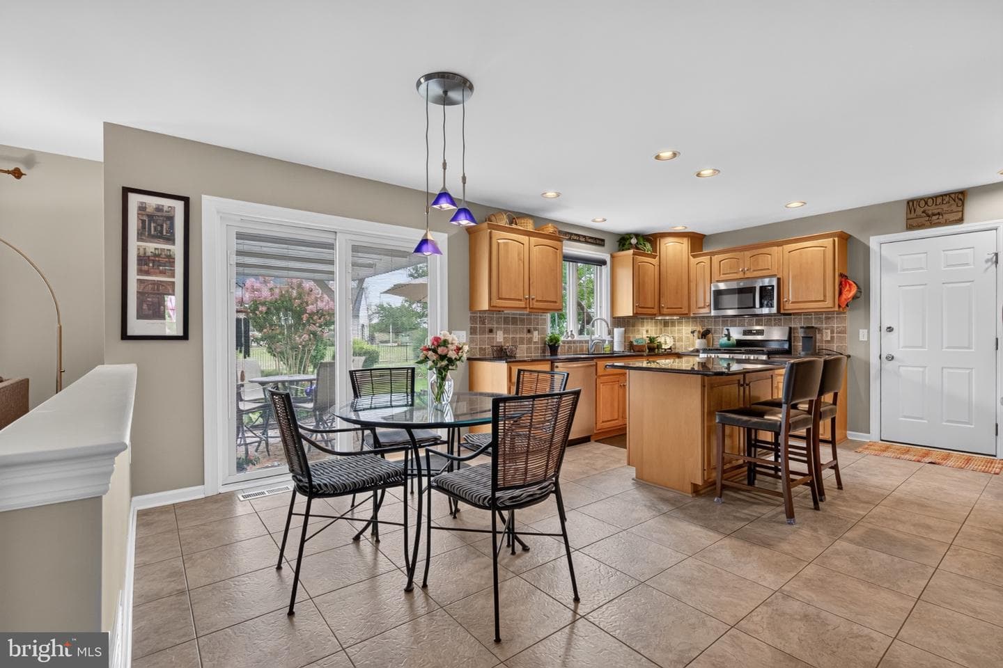 7668 Aynlee Way photo 17