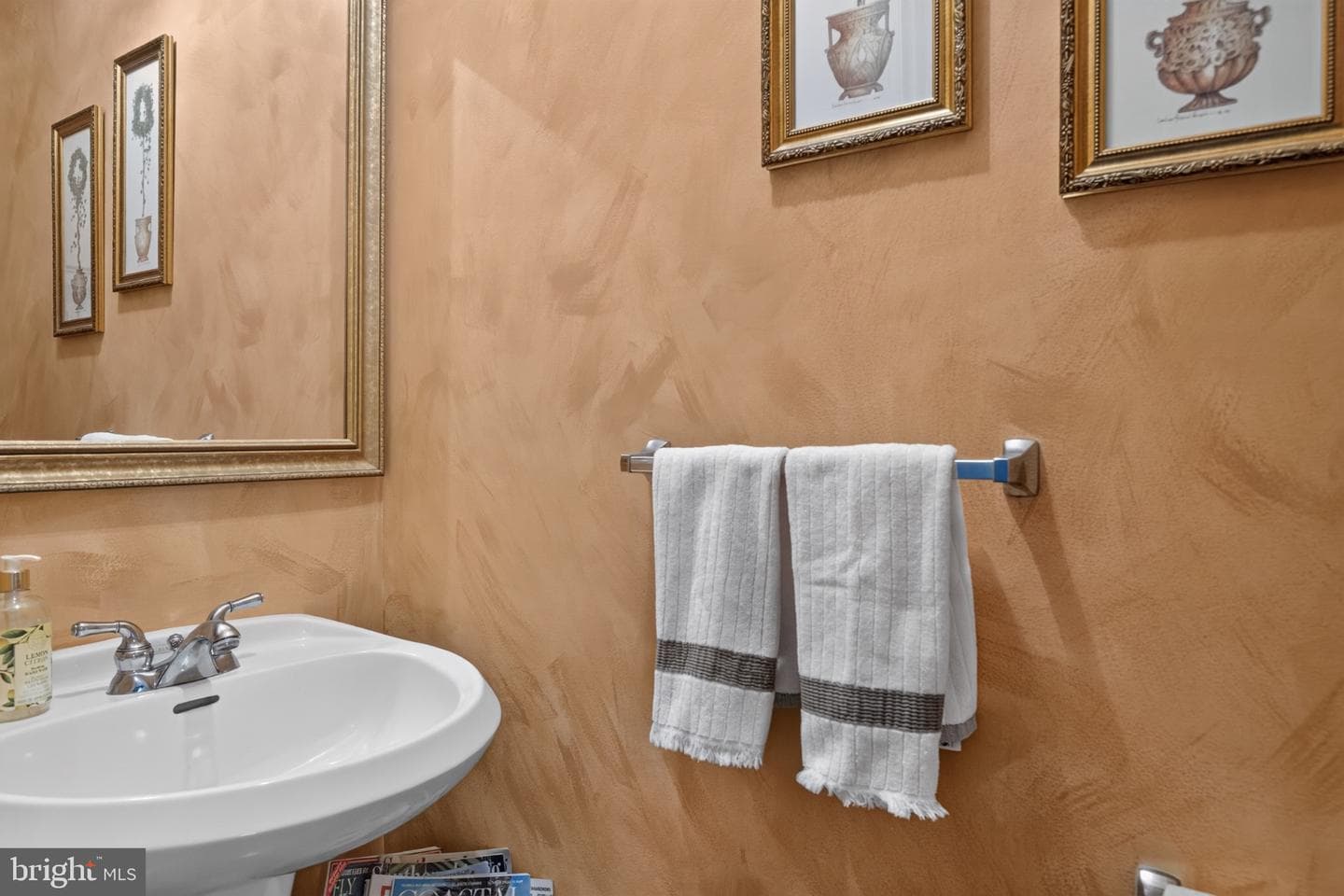 7668 Aynlee Way photo 20