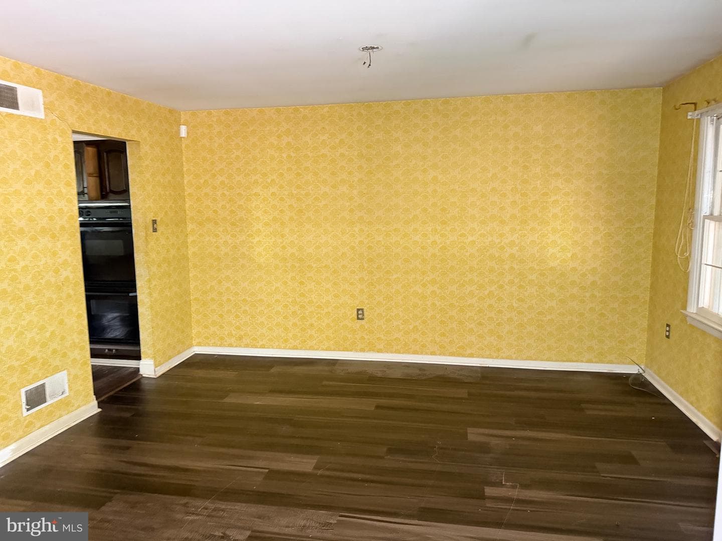 4005 Fargreen Road photo 5