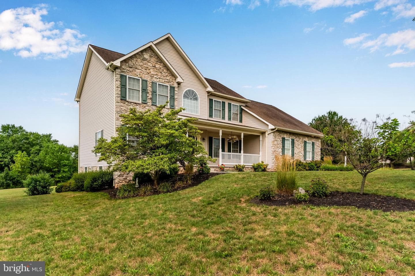 410 Pheasant Road photo 2