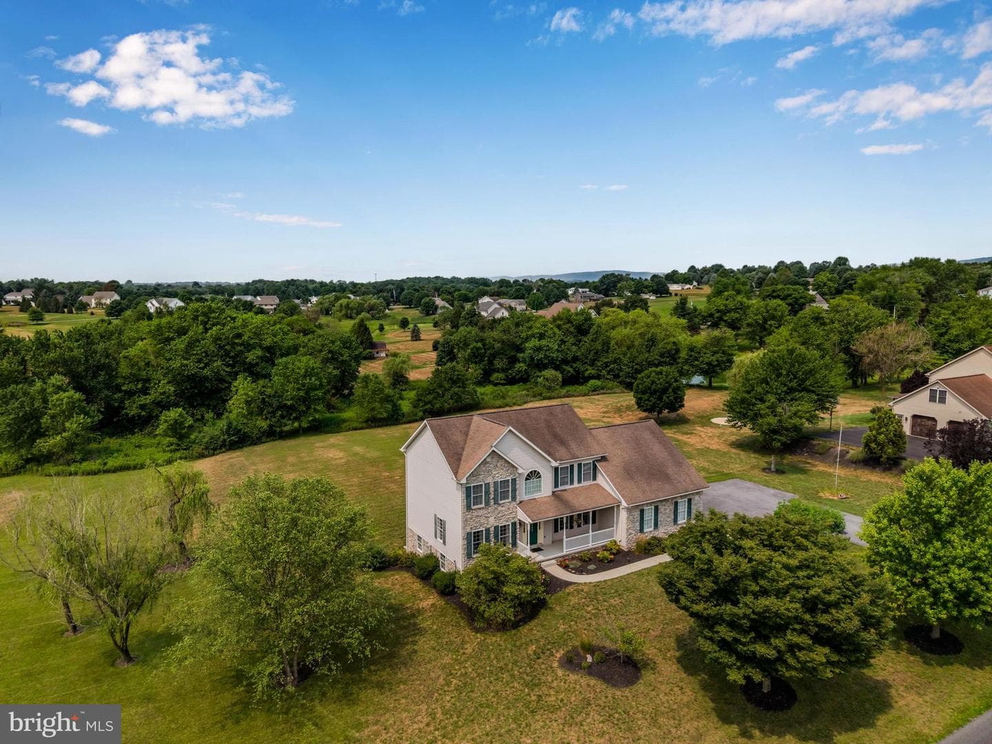 410 Pheasant Road photo 4