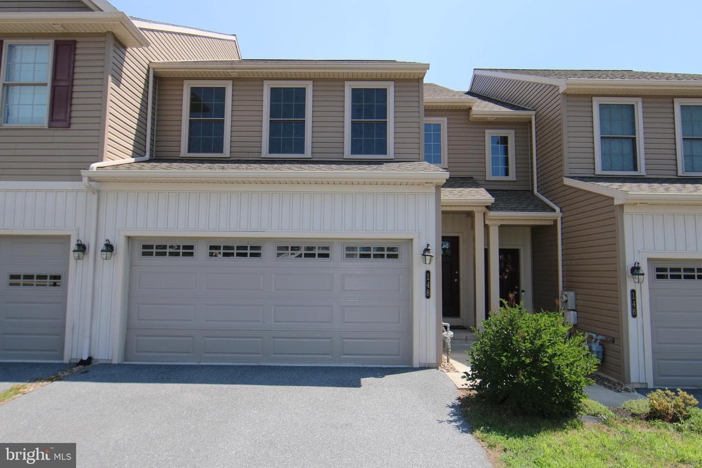 148 Sage Boulevard photo 1
