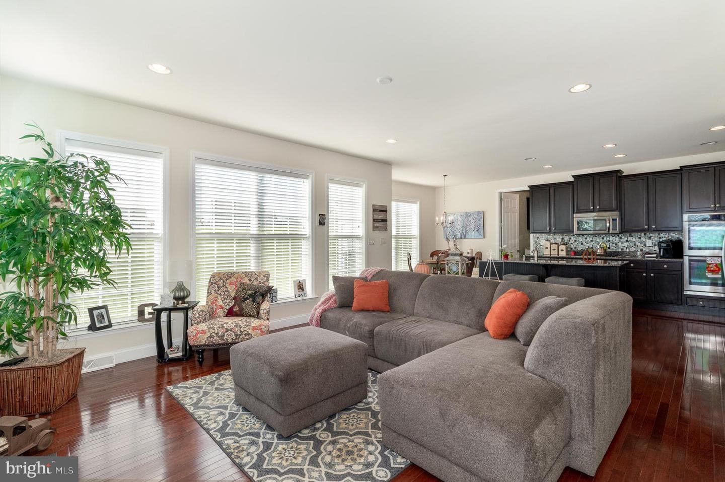 7025 Beech Tree Drive photo 7