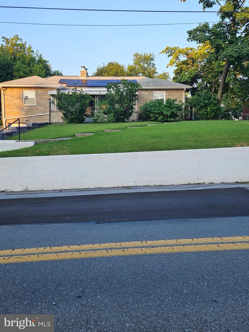 1358 Pieffers Lane photo 1