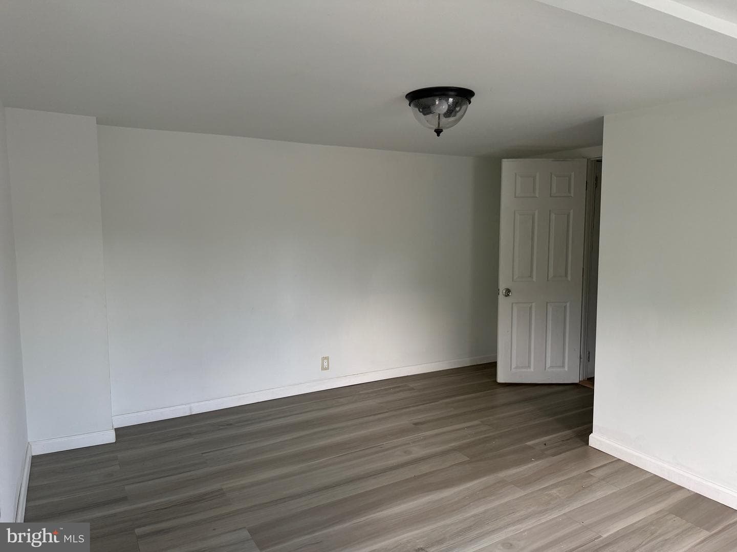 532 Ridge Street photo 18