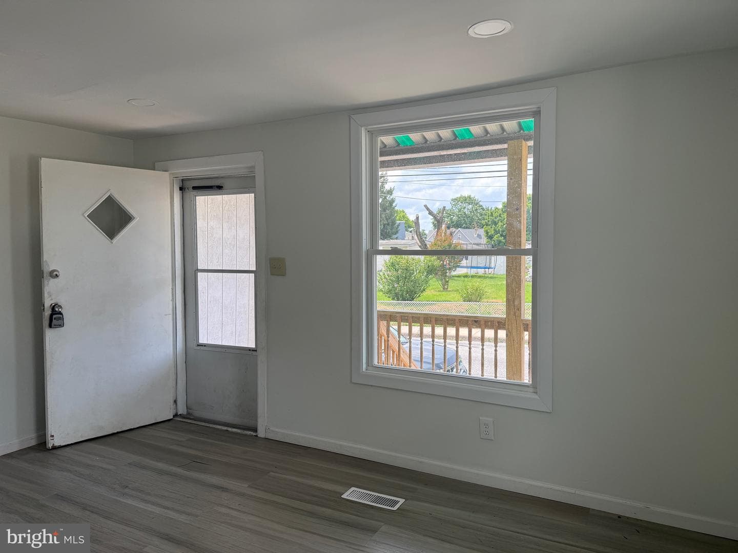 532 Ridge Street photo 7