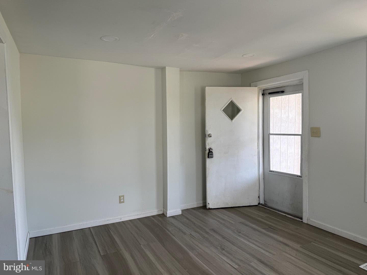 532 Ridge Street photo 9