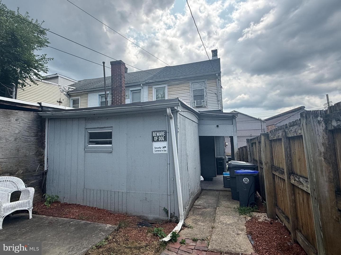 613 S Front Street photo 16