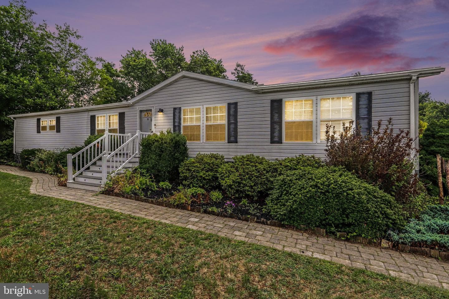303 Dallas Drive photo 1